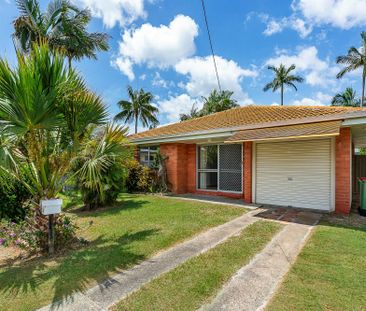 16 Bluegum Avenue, Hollywell QLD 4216 - House For Rent | Domain - Photo 1