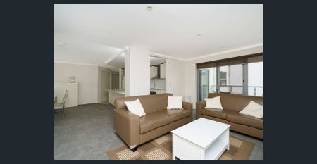 Bigger IS Better ! - Photo 2