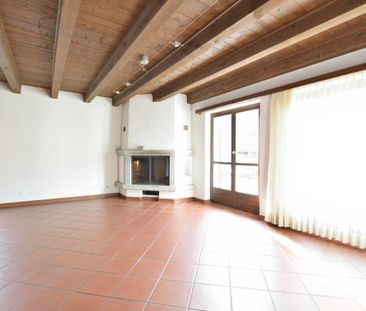 AFFITTASI LUMINOSA CASA SU 2 PIANI A CLARO - BELLINZONA - Foto 1