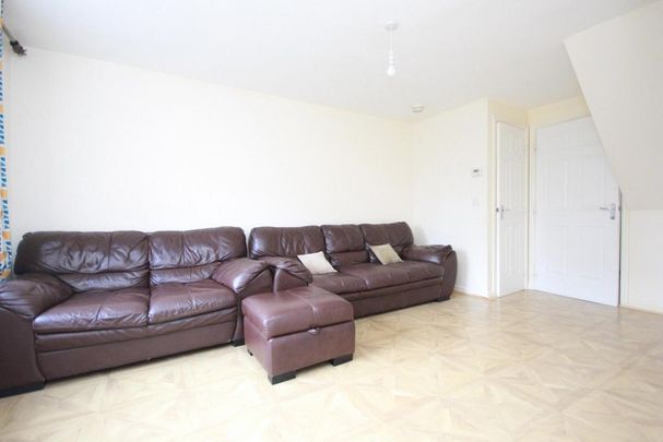 3 bedroom detached house to rent - Photo 1