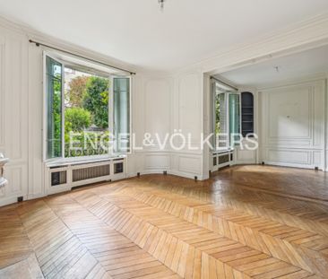 Location Appartement 9 pièces 246m² PARIS 16 75116 - Photo 4