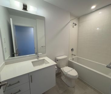 For Lease - 3240 William Coltson Avenue Unit# 1606, Oakville, Ontario - Photo 2