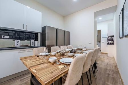 Calle Álamos, Málaga, Andalusia 29012 - Photo 5