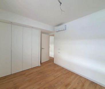 Apartamento renovado en Paseo de Mallorca – Compra o alquiler - Photo 2