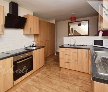 4 bedroom terraced house to rent - Photo 3