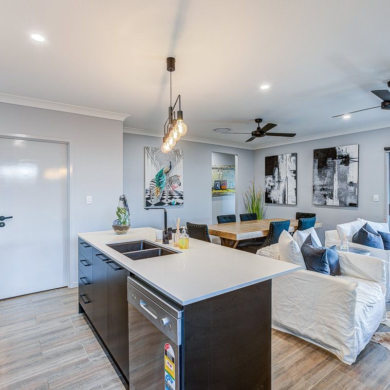 Stunning Family Home close to Schools and Amenities - Photo 1