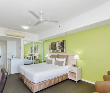 The Oaks - Studio Apartment - Photo 1