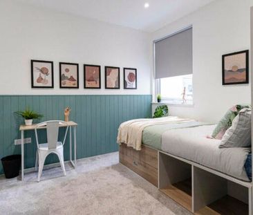 7 bedroom terraced house to rent - Photo 3