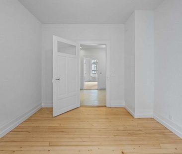 Charmante 3.5-ZWG – frisch saniert & bezugsbereit - Foto 1