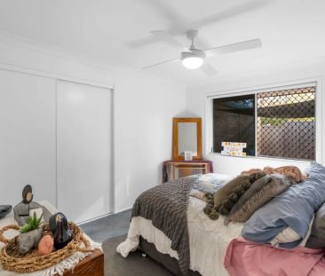 Stylish Family Haven Within Walking Distance to John Paul College - Photo 5