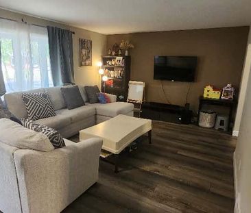 For Lease - 95 Amy Crescent, London East, Ontario - Photo 5