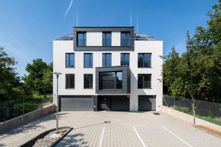 Pronájem bytu 1+kk 37 m - Fotografie 4