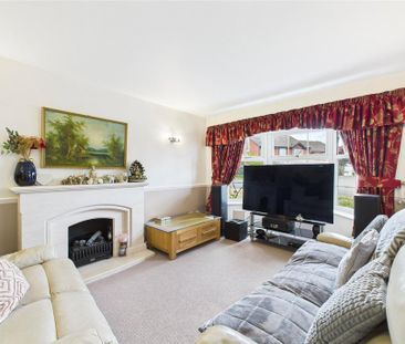 4 bedroom detached house to rent - Photo 2