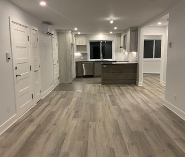 Apartment 4 1/2 à Louer - Photo 3