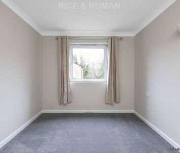 1 bedroom property to rent in Woking - Photo 1