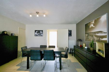 Energiezuinig appartement met 1 slpk en autostandplaats voor 725 EUR/mnd - Photo 3