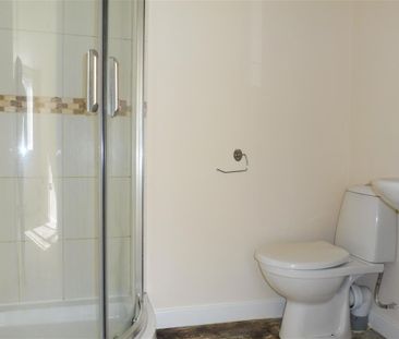 Westley Grove - Photo 5