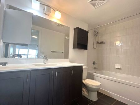 For Lease - 1 De Boers Drive Unit# 1611, Toronto, Ontario - Photo 3