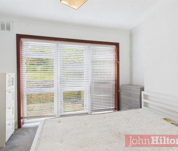 4 bedroom terraced house to rent - Photo 3