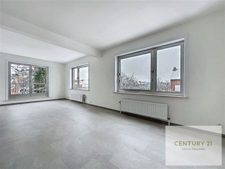 Appartement te WATERLOO (1410) - Photo 2