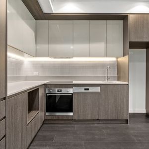 Essential worker affordable housing - 20% under market rent - Photo 2