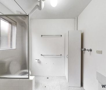 1/5 Adams Street, Queanbeyan East - Photo 2