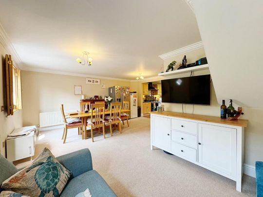 4 bedroom house to rent - Photo 1