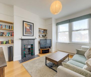 3 bedroom flat to rent - Photo 4