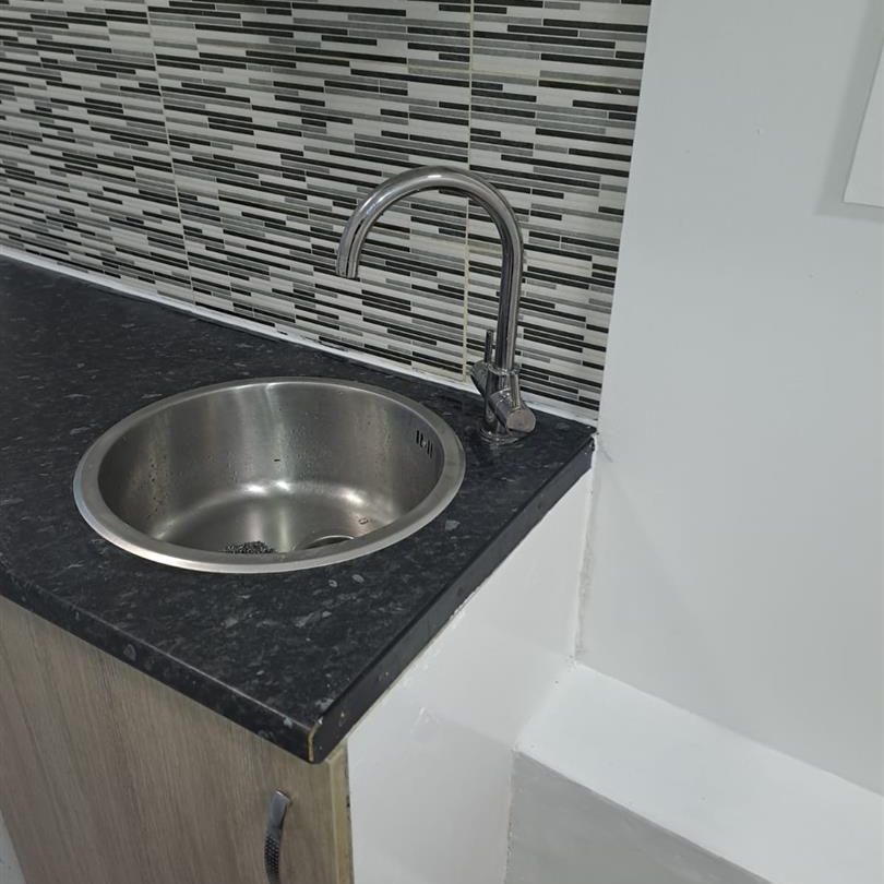 Smith Street, Surbiton KT5, London - Photo 1