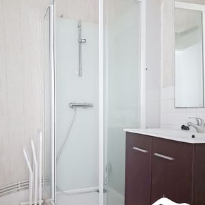 Location Appartement 2 pièces 38m² CHAMALIERES 63400 - Photo 2