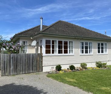 Close to town - Photo 1
