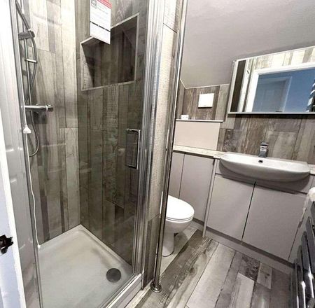 The Quay, Exeter, EX2 - Photo 3