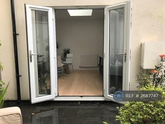 2 bedroom detached house to rent - Photo 1