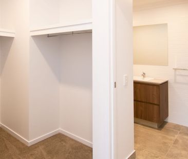 DESIGNER RESIDENCE FOR RENT - Photo 4
