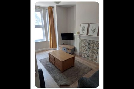 4 Bed Terraced House, Woodborough Road, NG3 - Photo 4