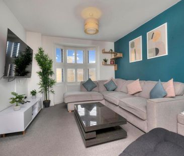 4 bedroom terraced house to rent - Photo 2