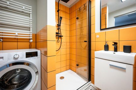 Świetna lokalizacja| 2 pokoje Śródmieściu| Ochrona | Miejsce postojowe - Photo 2