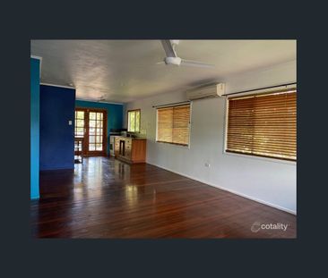 Charming Beach Shack-Style Home in Bucasia - Photo 1