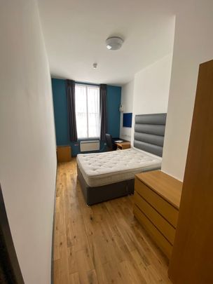 Room in a Shared Flat, Slater Street, L1 - Photo 1