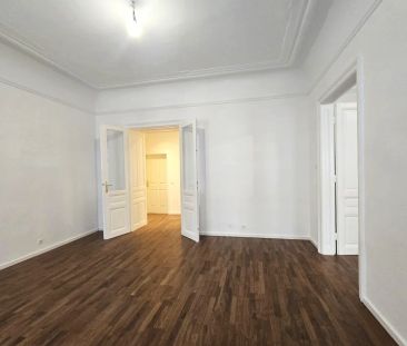 wunderschöne Stilaltbauwohnung ( 2 er WG tauglich ) - Mitten im 9. ... - Foto 1