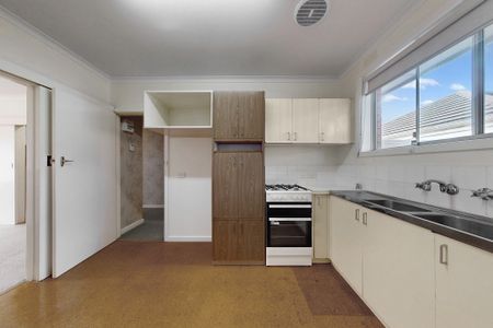 1/3 Mountain Grove, Kew VIC 3101 - Apartment For Rent | Domain - Photo 5