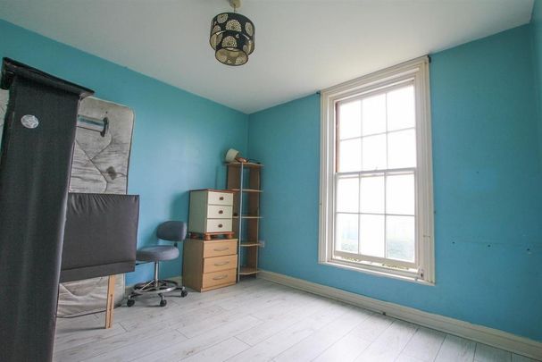 1 bedroom property to rent - Photo 1