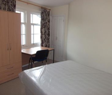 3 bedroom townhouse to rent - Photo 2