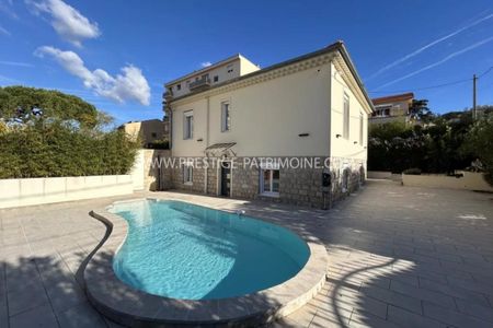 VILLA RENOVEE - CALME - PISCINE - Photo 2