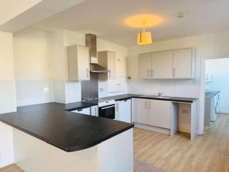 Lindsay Avenue, High Wycombe, HP12 - Photo 3