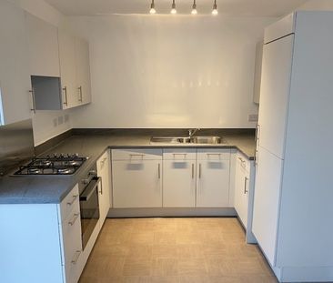 The Risings, Old St Mellons - Photo 6