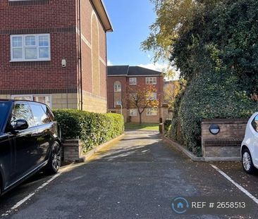 3 bedroom flat to rent - Photo 4