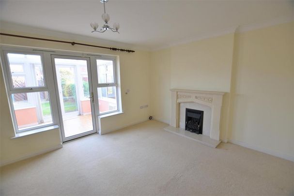 3 bedroom terraced house to rent - Photo 1