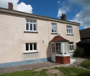 3 bedroom detached house to rent - Photo 2