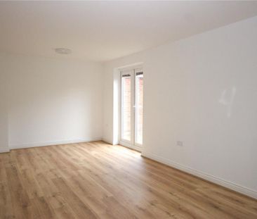 4 bedroom detached house to rent - Photo 1